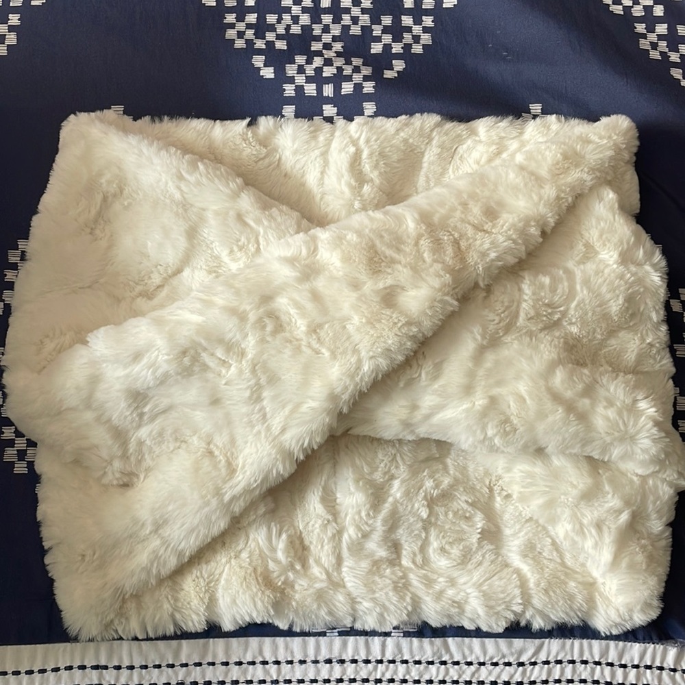 White faux fur infinity scarf. Never worn